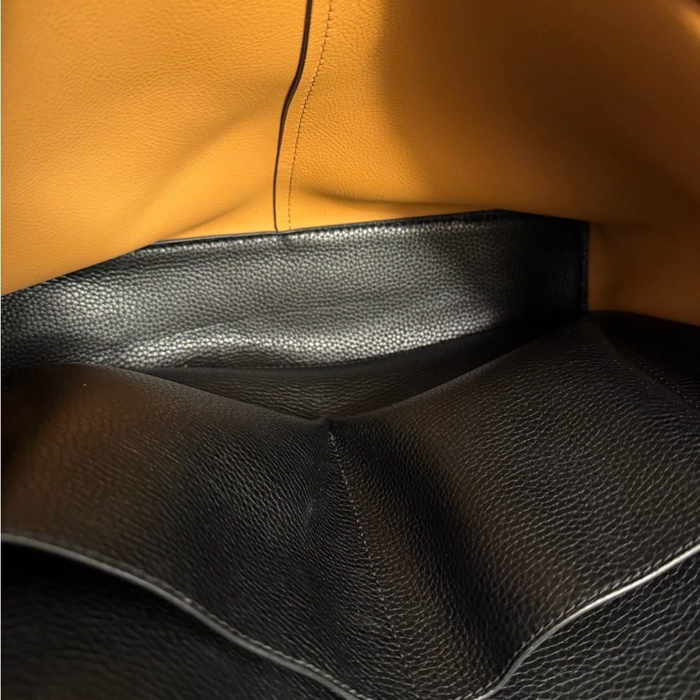 HOBO Vida Black Leather Tote Bag - Picture 6 of 15